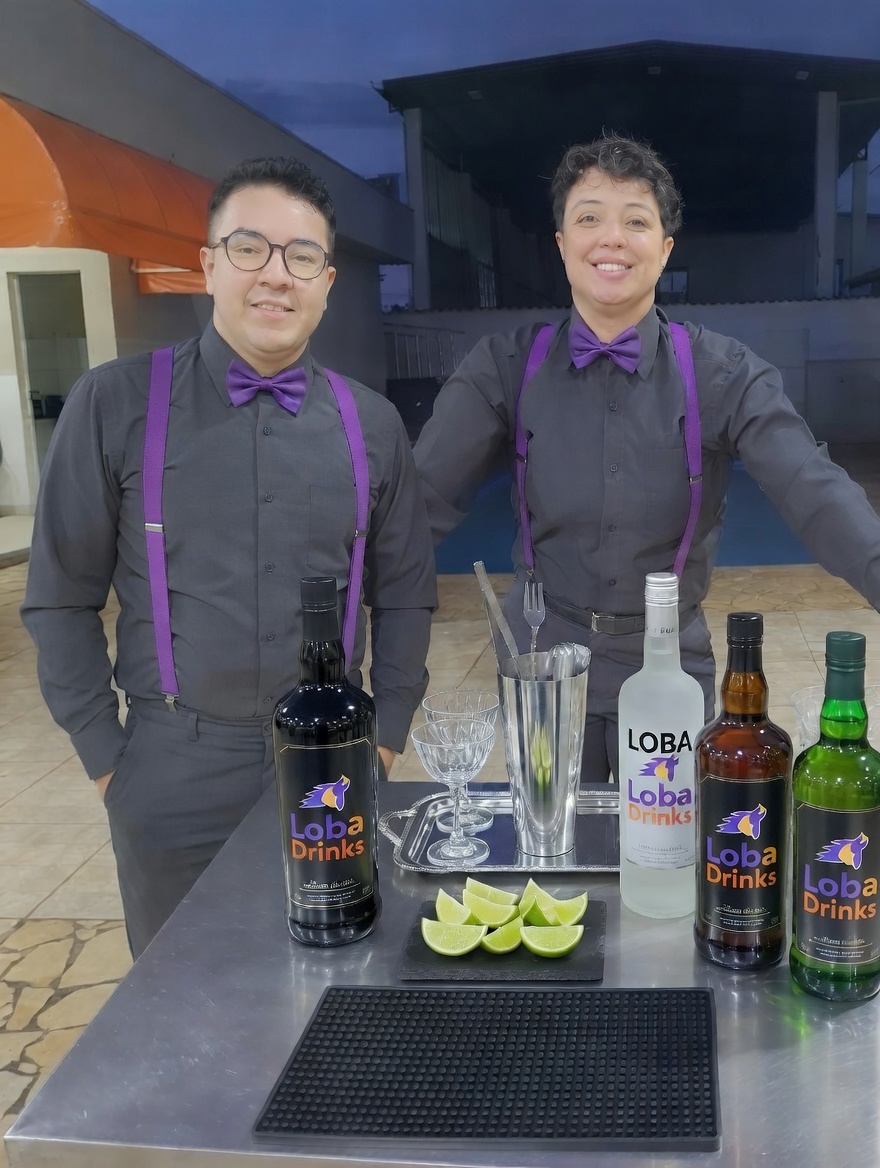 Fundadores Loba Drinks